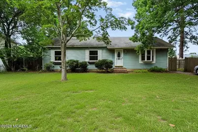 1026 Berkeley Avenue, Beachwood, NJ 08722 - Photo 1