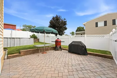62 York Street, Old Bridge Township, NJ 08857 - Photo 37