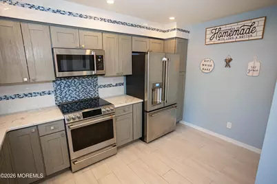 4 Cheltenham Place #604, Sayreville, NJ 08872 - Photo 13