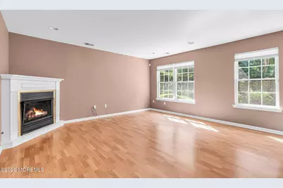 17 Forrest Court, Tinton Falls, NJ 07753 - Photo 9