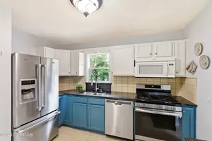 1617 Eighth Ave, Toms River Township, NJ 08757 - Photo 15