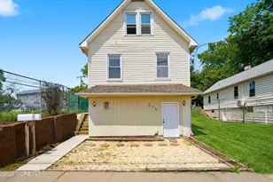 275 Laurence Pkwy, South Amboy, NJ 08879 - Photo 1