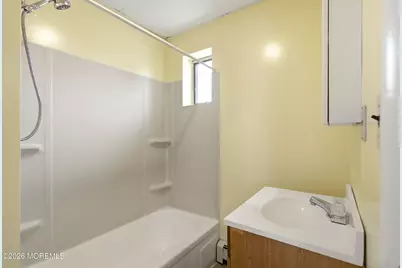 275 Laurence Parkway, South Amboy, NJ 08879 - Photo 19