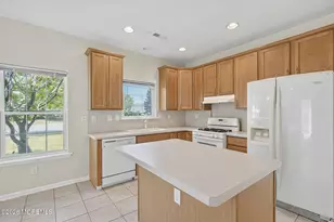 1 Rochford Dr, Manchester Township, NJ 08759 - Photo 7