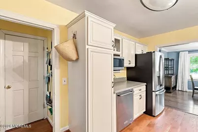 49 Maxim Road, Howell Township, NJ 07731 - Photo 9