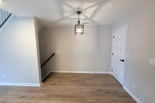 30 Oxford Ct, Englishtown, NJ 07726 - Photo 3