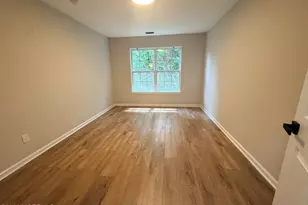 30 Oxford Ct, Englishtown, NJ 07726 - Photo 13