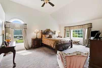 319 Valley View Circle, Freehold, NJ 07728 - Photo 23