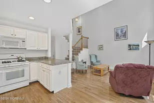 95 Ironwood Ct, Middletown, NJ 07748 - Photo 7