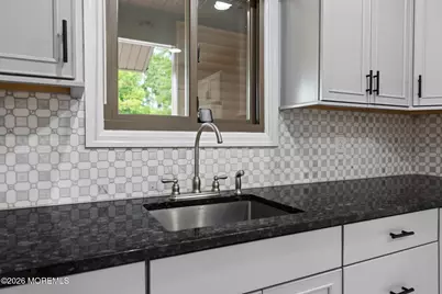 48 Ellsworth Court, Red Bank, NJ 07701 - Photo 7