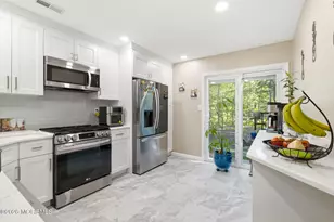 267 Century Way, Manalapan Township, NJ 07726 - Photo 7