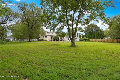 752 Park Avenue, Belford, NJ 07718 - Photo 29