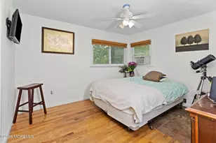 752 Park Ave, Belford, NJ 07718 - Photo 19