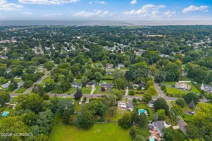 752 Park Ave, Belford, NJ 07718 - Photo 31