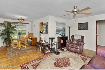 752 Park Avenue, Belford, NJ 07718 - Photo 13