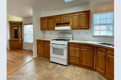23 Brookside Way, Freehold, NJ 07728 - Photo 5