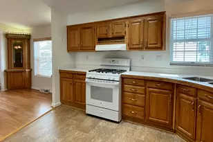 23 Brookside Way, Freehold, NJ 07728 - Photo 5