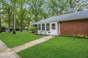 36A Cambridge Ct, Lakewood, NJ 08701 - Photo 3