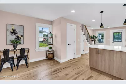 248 Thompson Avenue, Middletown, NJ 07748 - Photo 13