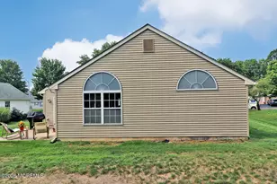 9 Ridgemont Ln, Whiting, NJ 08759 - Photo 7