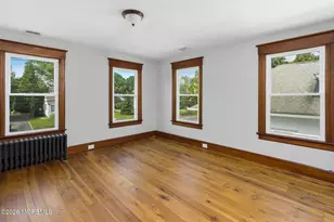 135 S Main St, Allentown, NJ 08501 - Photo 29