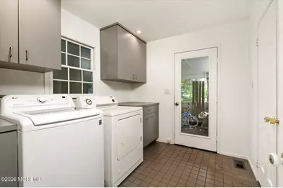 22 Woods Road, Freehold, NJ 07728 - Photo 25