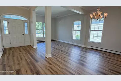 42 Greenways Lane, Lakewood, NJ 08701 - Photo 9