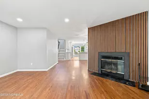 128 Ambassador Dr, Red Bank, NJ 07701 - Photo 17