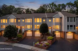 128 Ambassador Dr, Red Bank, NJ 07701 - Photo 39