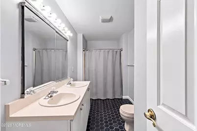 128 Ambassador Drive #1042, Red Bank, NJ 07701 - Photo 29
