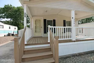 324 Roberts Rd, Toms River Township, NJ 08755 - Photo 5