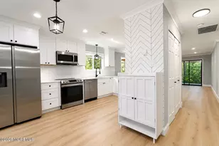 99 Arrowood Rd, Manalapan Township, NJ 07726 - Photo 5