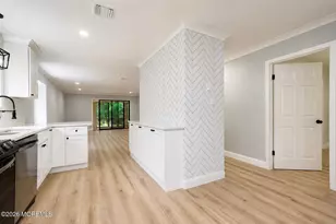 99 Arrowood Rd, Manalapan Township, NJ 07726 - Photo 11