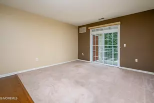 633 Sophee Ln, Lakewood, NJ 08701 - Photo 7