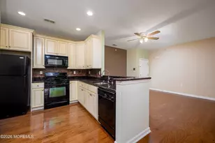 633 Sophee Ln, Lakewood, NJ 08701 - Photo 11