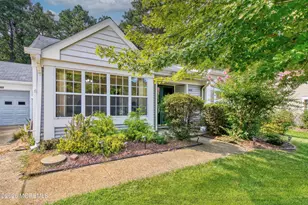 1207B Thornbury Ln, Manchester Township, NJ 08759 - Photo 3
