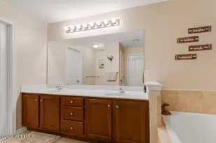 46 Creekside Wy, Burlington, NJ 08016 - Photo 13