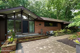 267 Wyckoff Rd, Eatontown, NJ 07724 - Photo 3