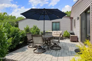 52 Eastport Ct, Red Bank, NJ 07701 - Photo 5