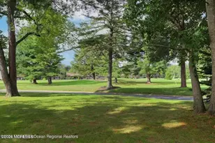 52 Eastport Ct, Red Bank, NJ 07701 - Photo 55