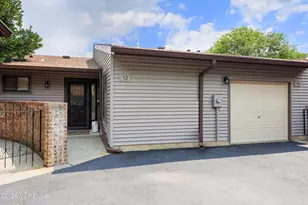 52 Eastport Ct, Red Bank, NJ 07701 - Photo 1