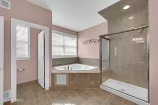 330 Van Dusen Dr, Marlboro Township, NJ 07746 - Photo 27