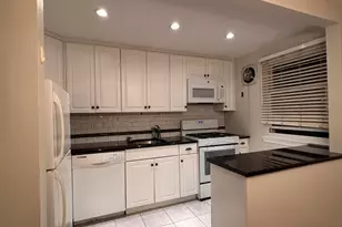 139 Manor Dr, Red Bank, NJ 07701 - Photo 3