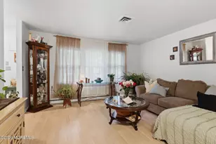 259C Huntington Dr, Lakewood, NJ 08701 - Photo 9