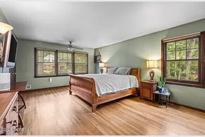 49 Pheasant Run, Freehold, NJ 07728 - Photo 27