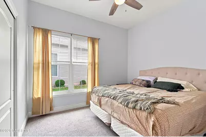 18 Bellflower Drive, Lakewood, NJ 08701 - Photo 21