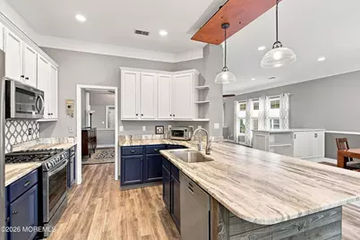 18 Bellflower Drive, Lakewood, NJ 08701 - Photo 15