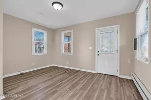 33 Drs James Parker Blvd, Red Bank, NJ 07701 - Photo 3