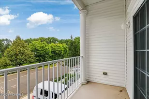 114 Magna Carta Dr, Morganville, NJ 07751 - Photo 13
