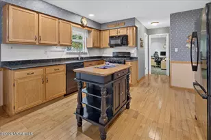 114 Moses Milch Dr, Howell Township, NJ 07728 - Photo 13